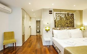 Nish Istanbul &